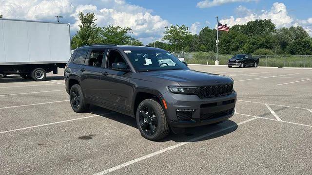 2024 Jeep Grand Cherokee GRAND CHEROKEE L LIMITED 4X4