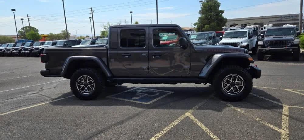 2024 Jeep Gladiator GLADIATOR RUBICON X 4X4