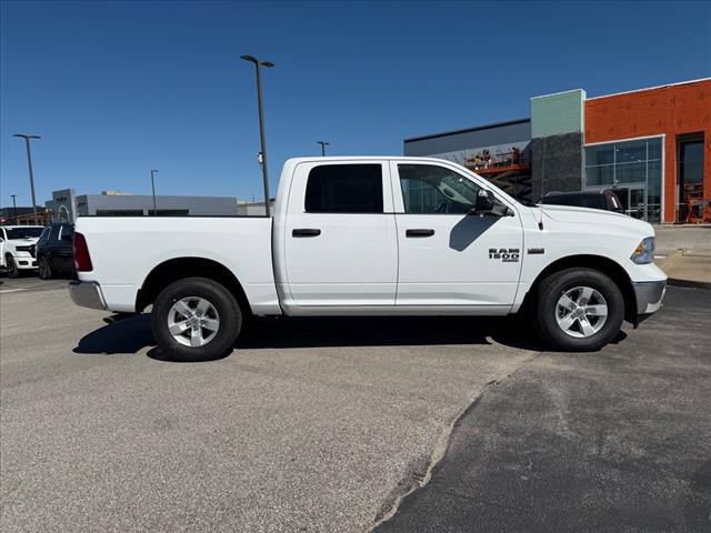 2024 RAM Ram 1500 Classic RAM 1500 CLASSIC TRADESMAN CREW CAB 4X4 57 BOX