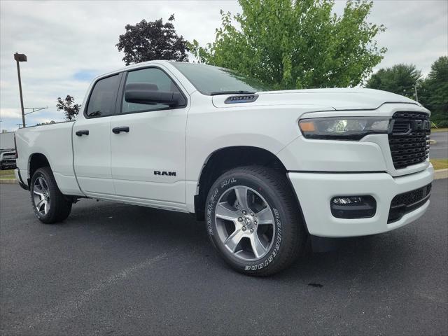 2025 RAM Ram 1500 RAM 1500 TRADESMAN QUAD CAB 4X4 64 BOX