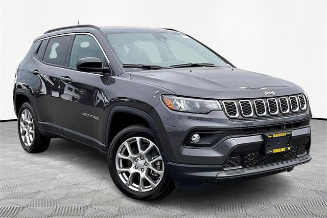 2024 Jeep Compass COMPASS LATITUDE LUX 4X4