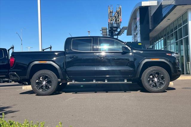 2023 GMC Canyon 4WD Crew Cab Short Box Elevation