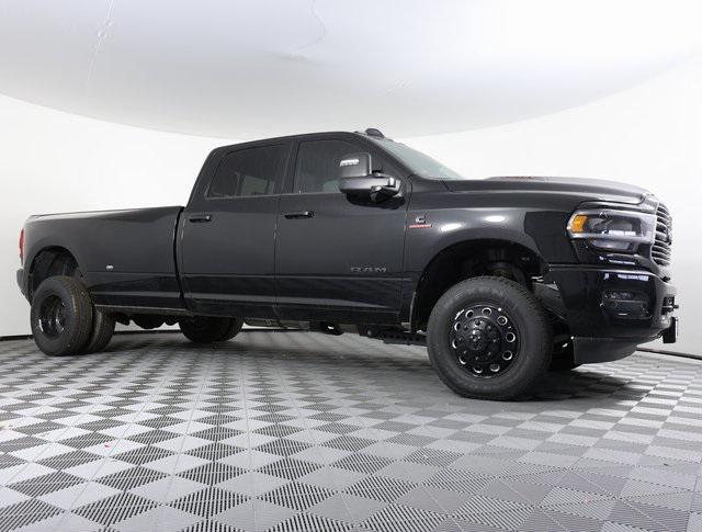 2024 RAM Ram 3500 RAM 3500 LARAMIE CREW CAB 4X4 8 BOX