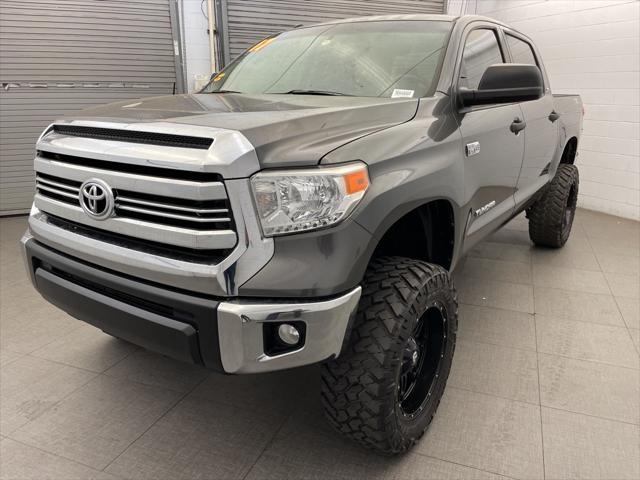 2017 Toyota Tundra SR5 5.7L V8