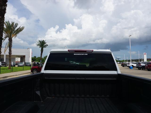 2024 GMC Sierra 2500HD 4WD Crew Cab Standard Bed Pro