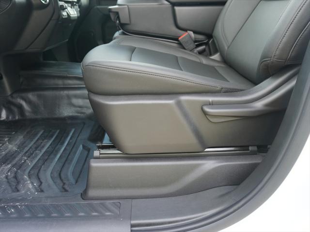2024 GMC Sierra 2500HD 4WD Crew Cab Standard Bed Pro