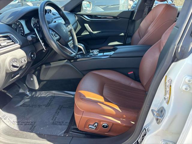 2022 Maserati Ghibli Modena Q4