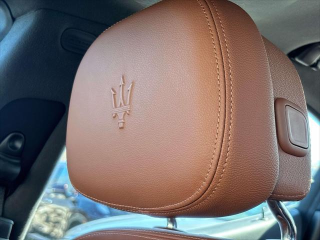 2022 Maserati Ghibli Modena Q4