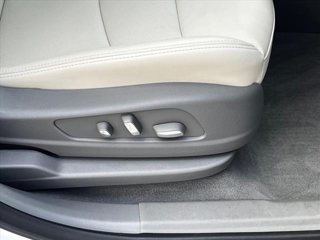 2024 Cadillac XT6 FWD Premium Luxury