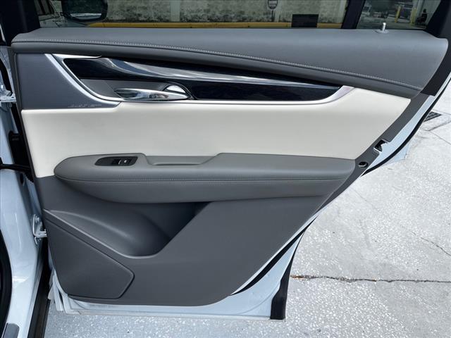 2024 Cadillac XT6 FWD Premium Luxury