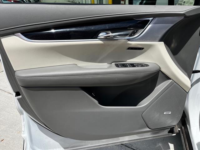 2024 Cadillac XT6 FWD Premium Luxury