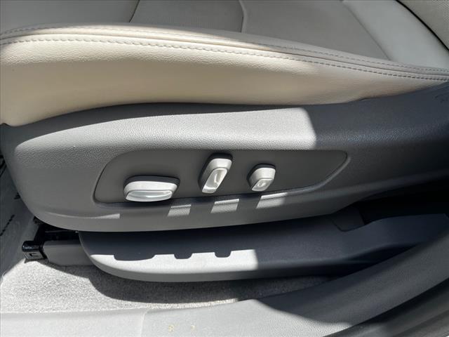 2024 Cadillac XT6 FWD Premium Luxury