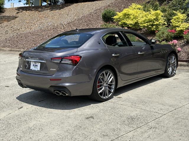 2022 Maserati Ghibli Modena Q4