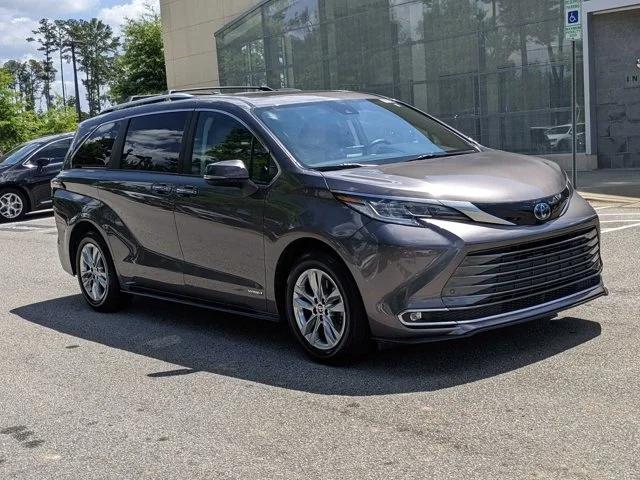 2021 Toyota Sienna Platinum