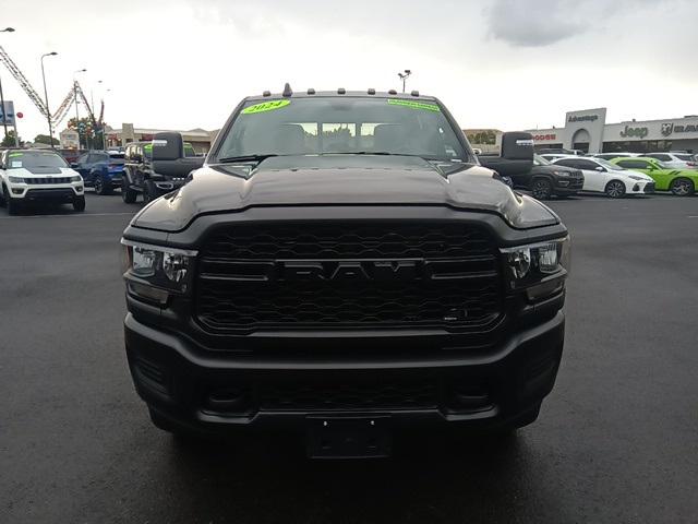 2024 RAM 3500 Tradesman Crew Cab 4x4 8 Box