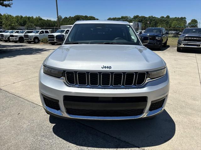 2021 Jeep Grand Cherokee L Laredo 4x2