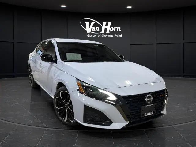 2023 Nissan Altima SR Intelligent AWD for sale in Stevens Point, WI