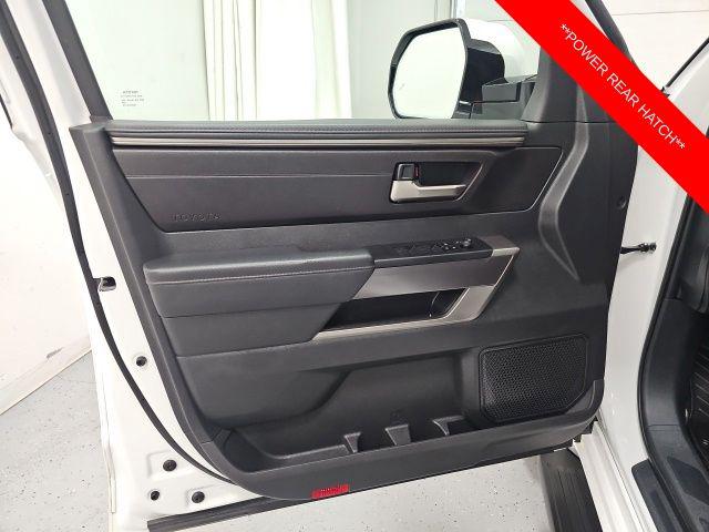 2024 Toyota Sequoia SR5