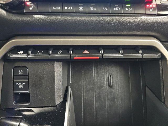 2024 Toyota Sequoia SR5