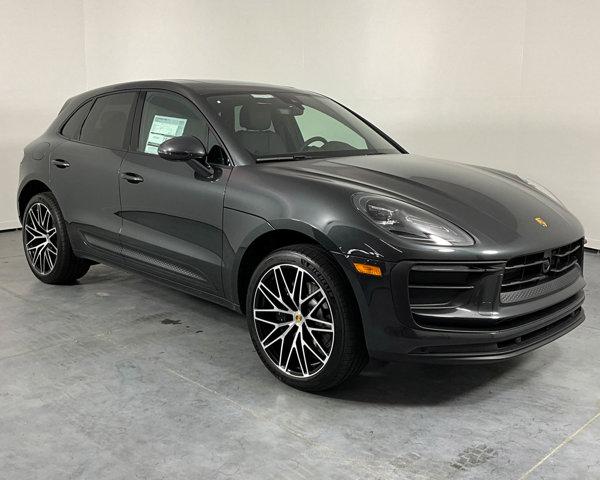2024 Porsche Macan AWD