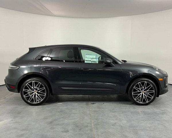 2024 Porsche Macan AWD