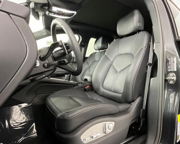 2024 Porsche Macan AWD