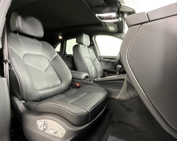 2024 Porsche Macan AWD