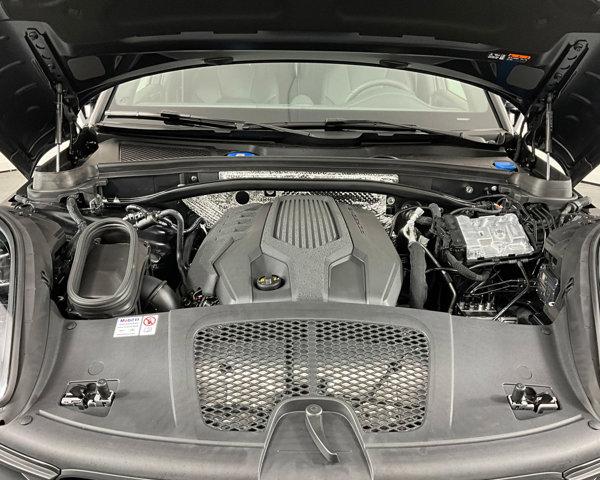 2024 Porsche Macan AWD