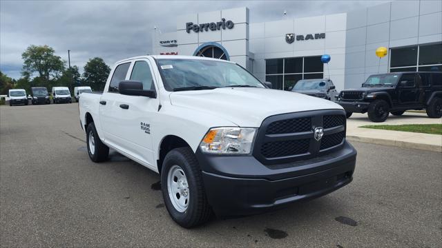 2024 RAM Ram 1500 Classic RAM 1500 CLASSIC TRADESMAN CREW CAB 4X4 57 BOX