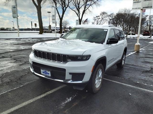2022 Jeep Grand Cherokee L Laredo 4x4