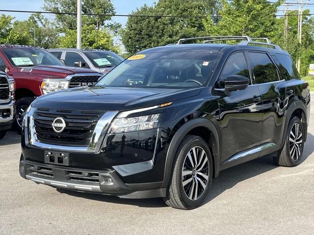 2023 Nissan Pathfinder Platinum 4WD