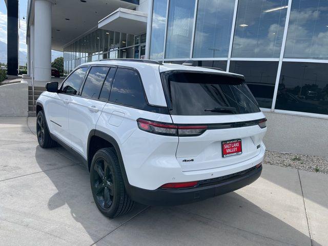 2022 Jeep Grand Cherokee Altitude 4x4