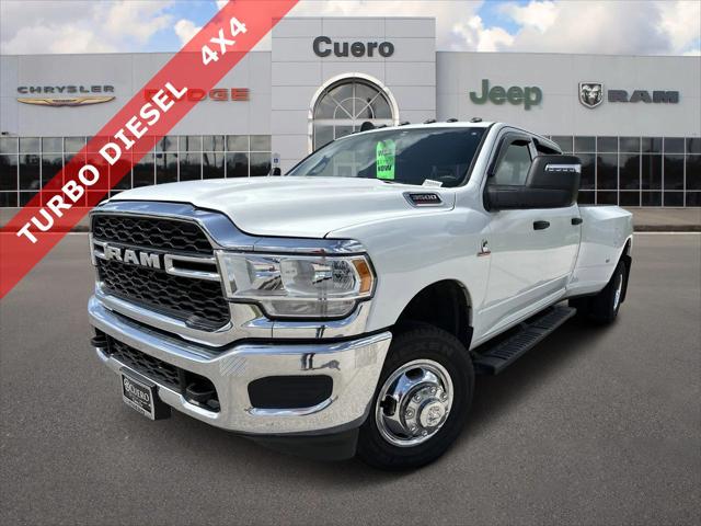 2024 RAM 3500 Tradesman Crew Cab 4x4 8 Box