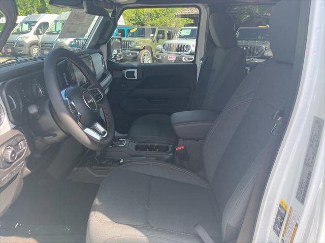 2024 Jeep Wrangler 4-Door Sahara 4x4