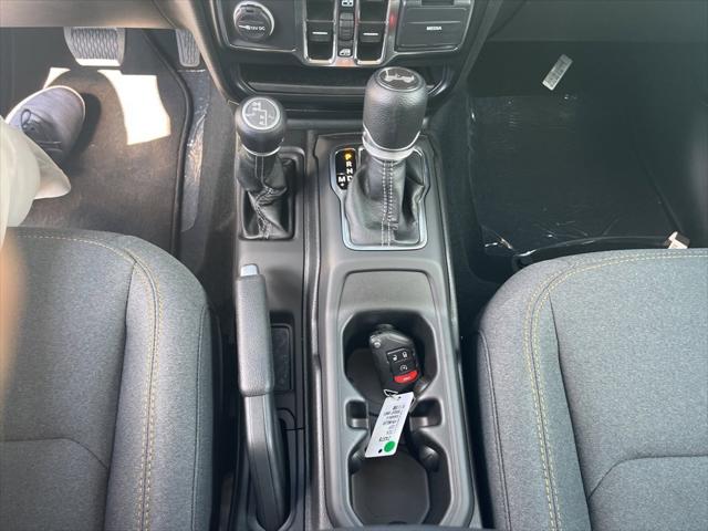 2024 Jeep Wrangler 4-Door Sahara 4x4
