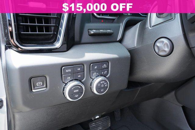 2024 GMC Sierra 1500 4WD Crew Cab Short Box Denali