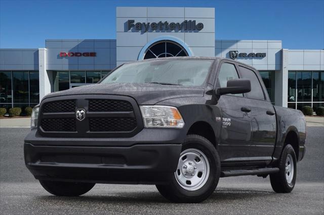 2024 RAM Ram 1500 Classic RAM 1500 CLASSIC TRADESMAN CREW CAB 4X4 57 BOX