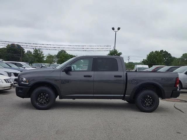 2024 RAM Ram 1500 Classic RAM 1500 CLASSIC WARLOCK CREW CAB 4X4 57 BOX