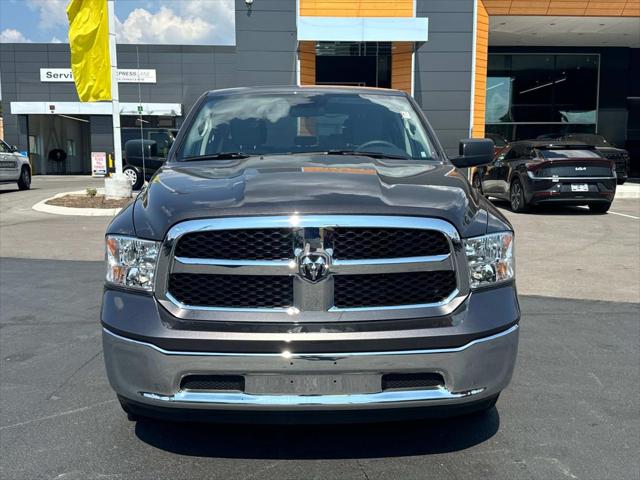 2024 RAM Ram 1500 Classic RAM 1500 CLASSIC TRADESMAN CREW CAB 4X4 57 BOX