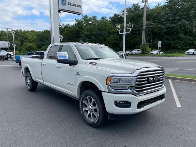 2024 RAM Ram 3500 RAM 3500 LIMITED LONGHORN CREW CAB 4X4 8 BOX