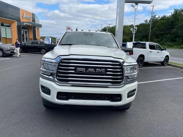 2024 RAM Ram 3500 RAM 3500 LIMITED LONGHORN CREW CAB 4X4 8 BOX