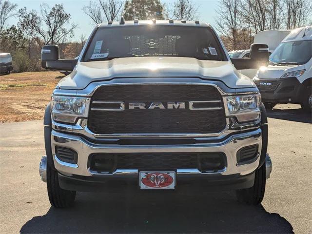 2024 RAM Ram 4500 Chassis Cab RAM 4500 TRADESMAN CHASSIS CREW CAB 4X4 84 CA