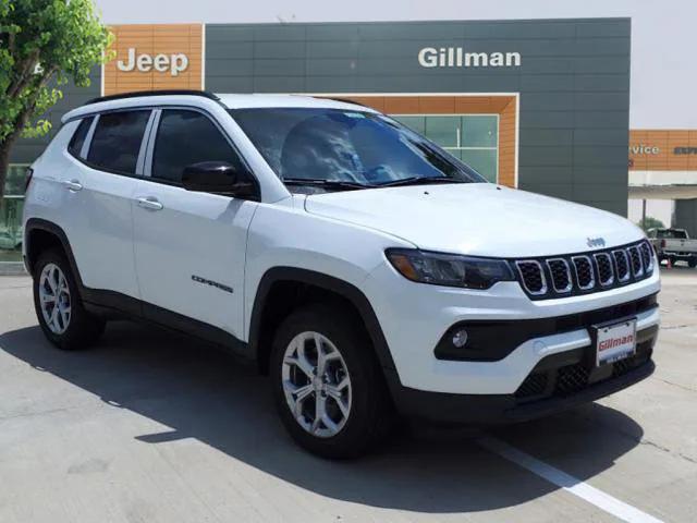 2024 Jeep Compass COMPASS LATITUDE 4X4