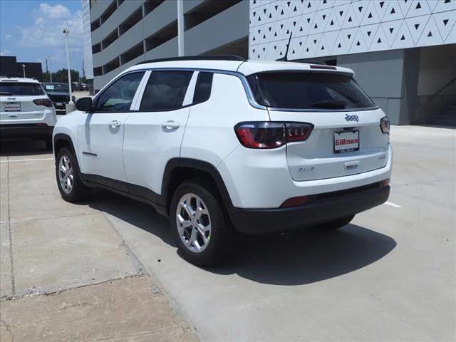 2024 Jeep Compass COMPASS LATITUDE 4X4