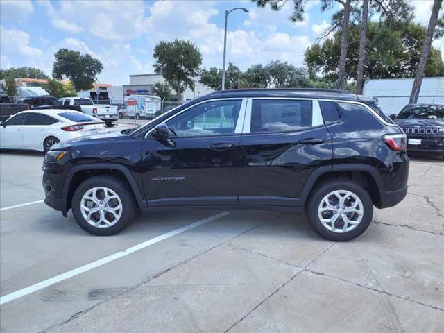 2024 Jeep Compass COMPASS LATITUDE 4X4