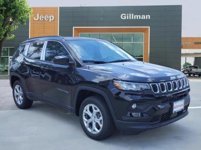 2024 Jeep Compass COMPASS LATITUDE 4X4