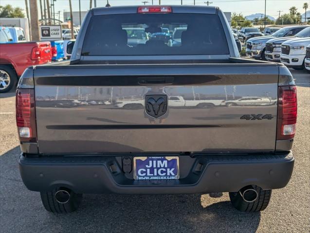 2024 RAM Ram 1500 Classic RAM 1500 CLASSIC WARLOCK CREW CAB 4X4 57 BOX