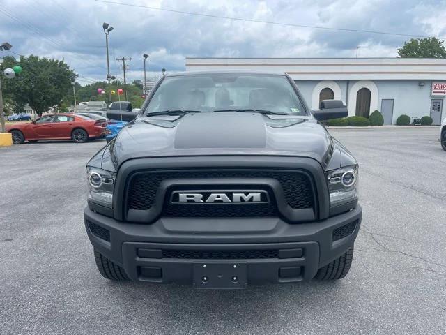 2024 RAM Ram 1500 Classic RAM 1500 CLASSIC WARLOCK CREW CAB 4X4 57 BOX