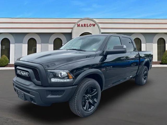 2024 RAM Ram 1500 Classic RAM 1500 CLASSIC WARLOCK CREW CAB 4X4 57 BOX