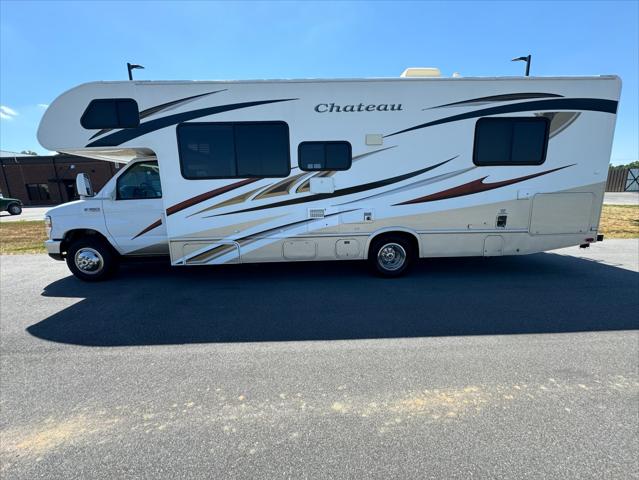 2011 Ford E-350 Cutaway E-350 SD